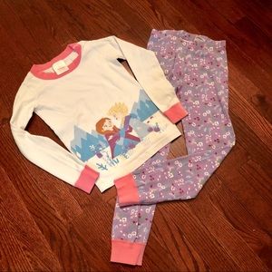 Disney Frozen PJs Hanna Andersson 120 / 6-7